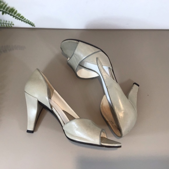 CHRISTIAN DIOR LEATHER TAUPE OPEN TOE VINTAGE HEELS SZ 7.5 - Picture 3 of 8